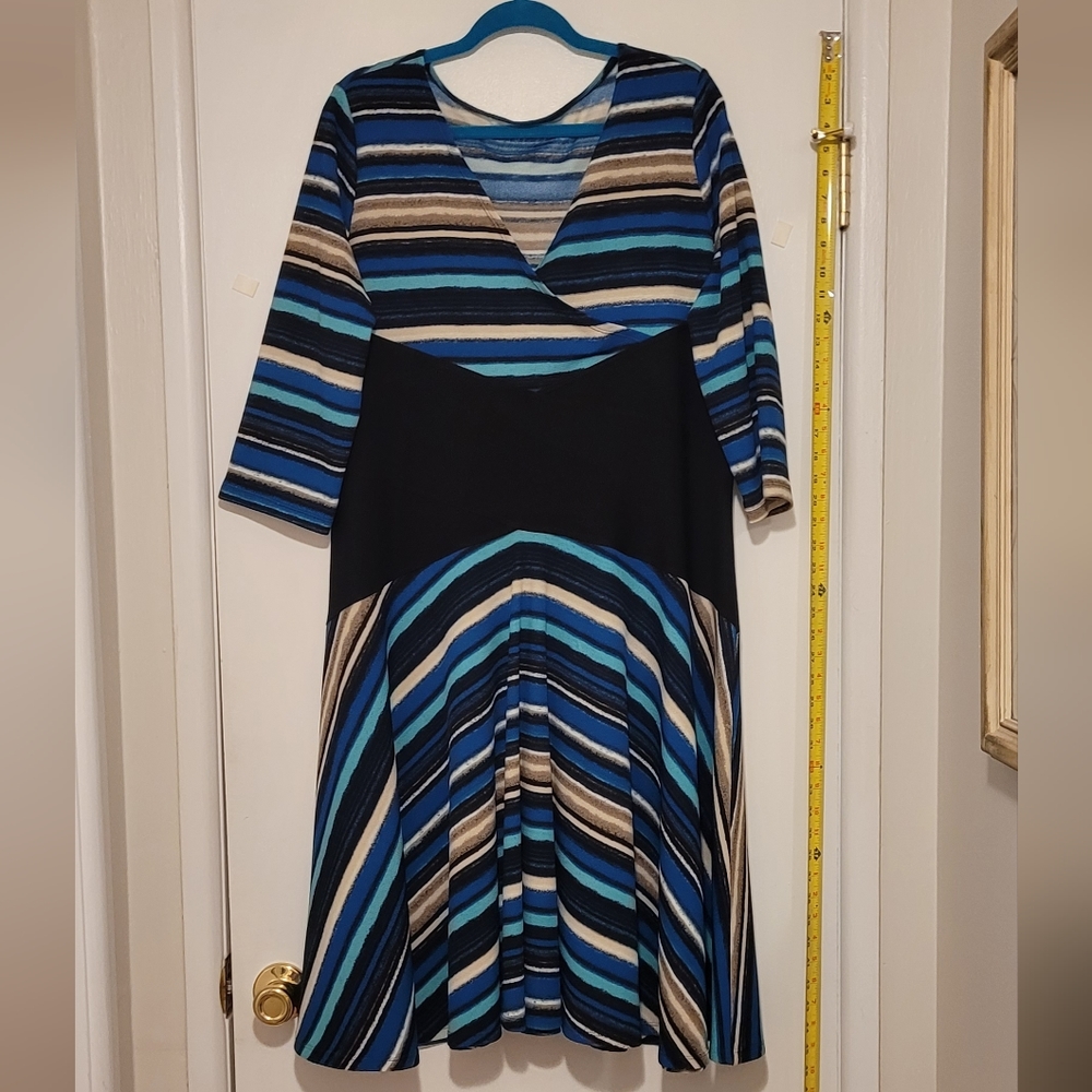 Nice midriff slimming work dress